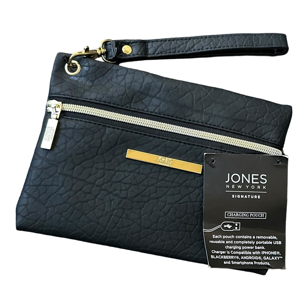 JONES NEW YORK Wristlet Wallet‎ Bag  Black Zip Black NWT Charging Pouch